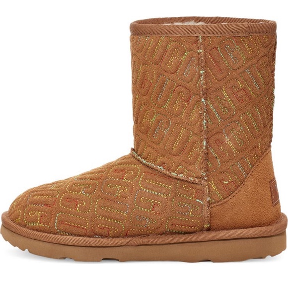 UGG Kids Classic II Graphic Stitch Short Boot - Picture 2 of 7